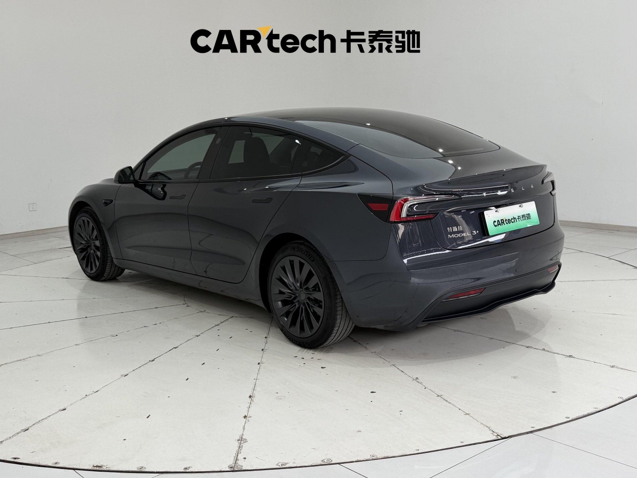 Tesla Model 3 2024