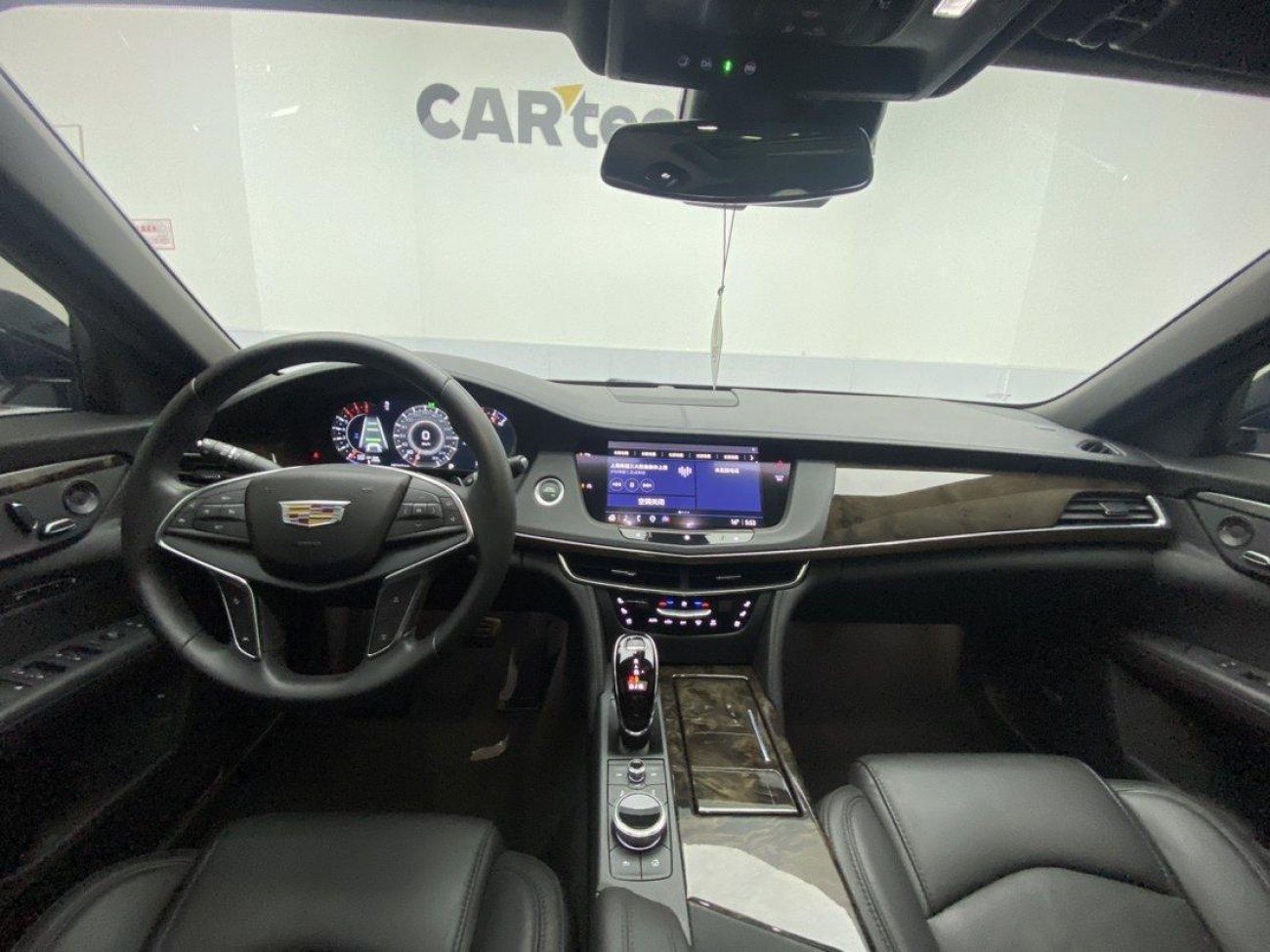 Cadillac CT6 2023