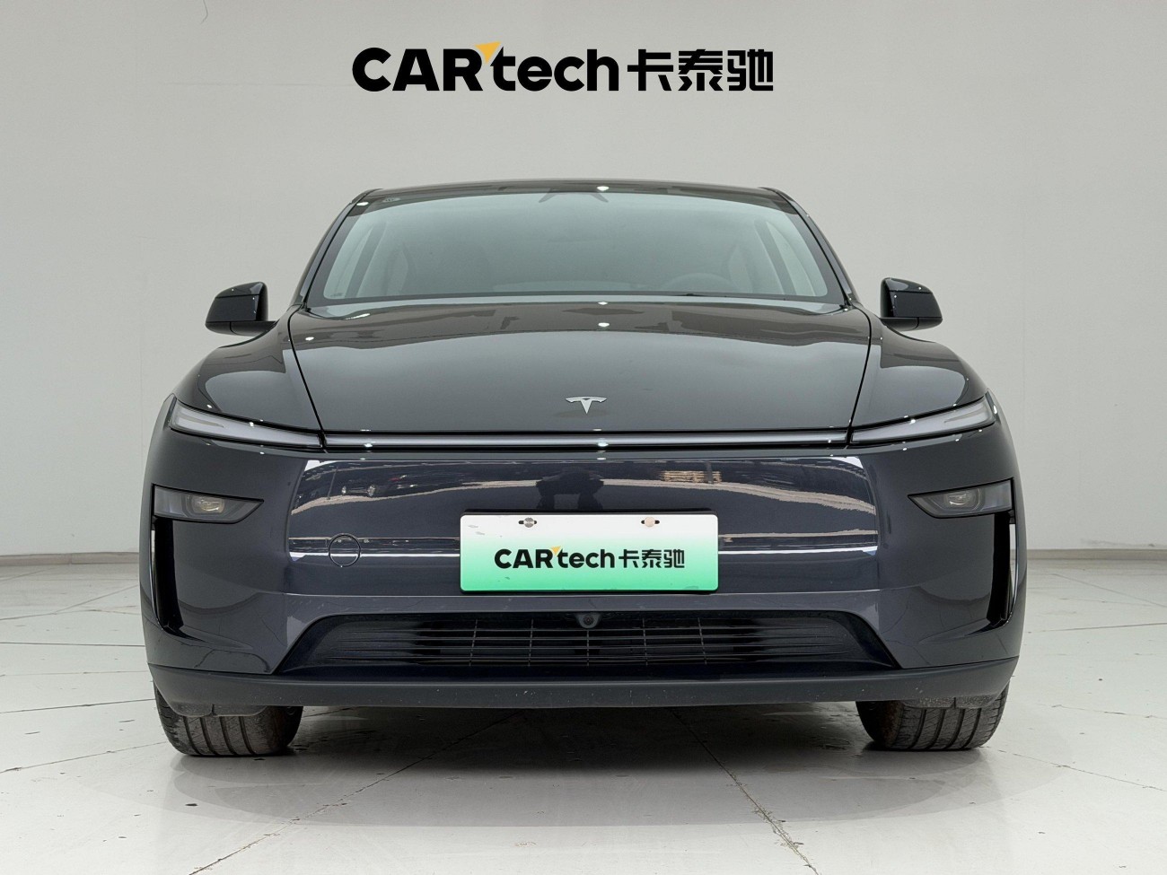 Tesla Model Y 2025