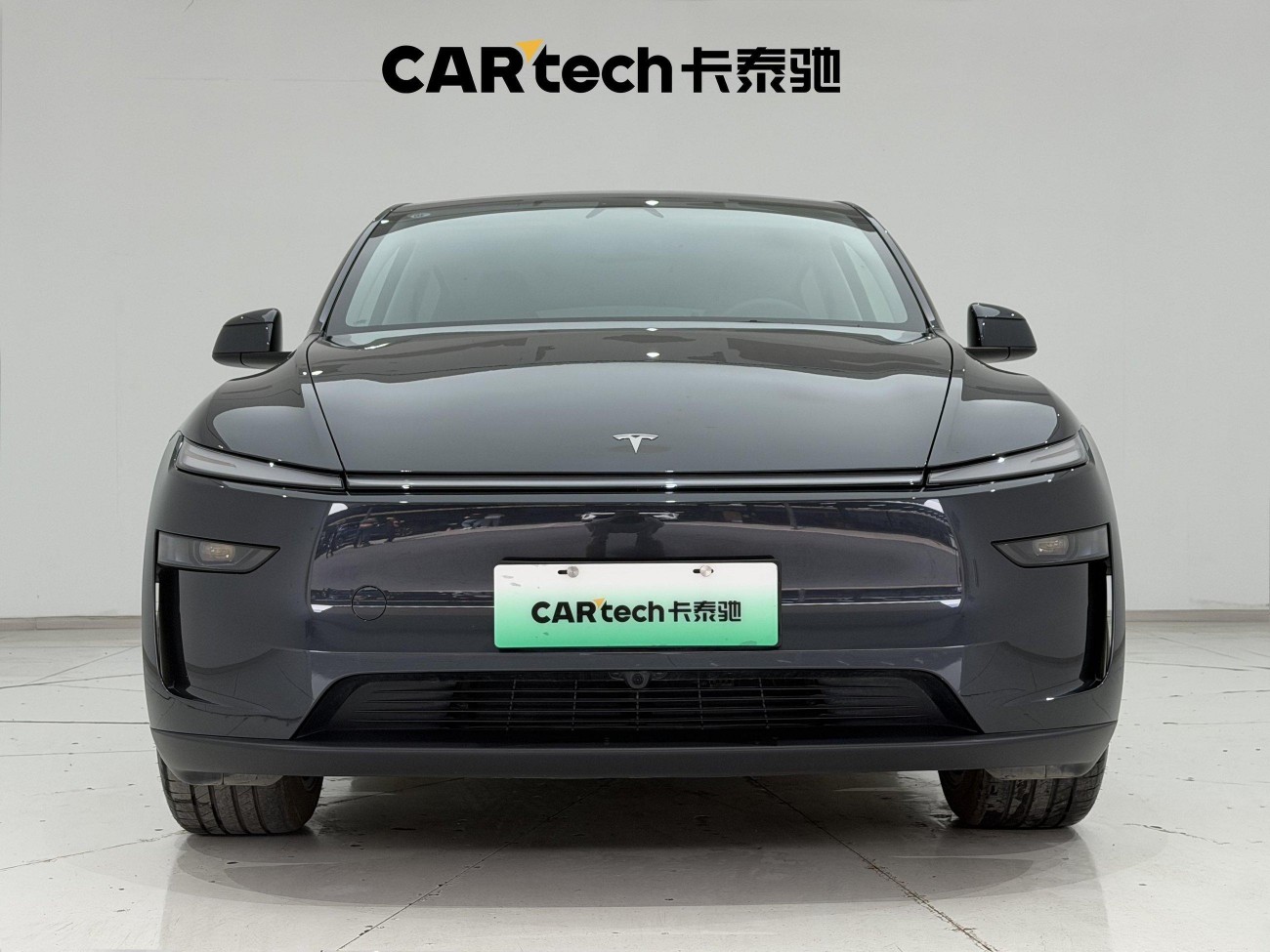 Tesla Model Y 2025