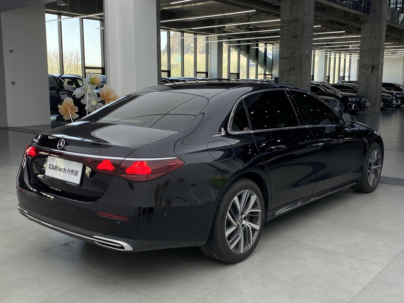 Mercedes-Benz E 300 L 2025