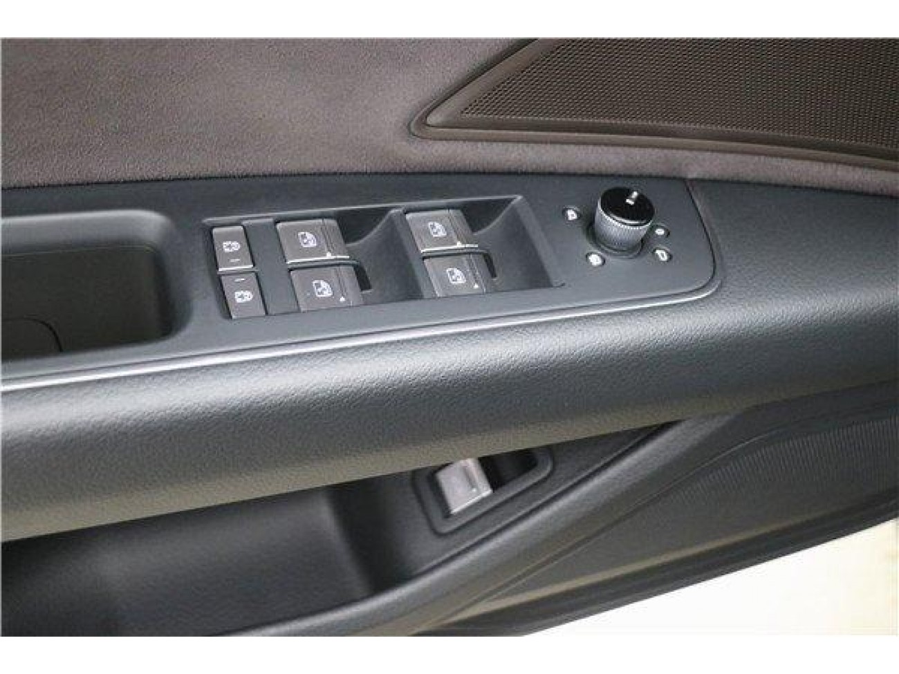 Audi A8L 45 TFSI 2023