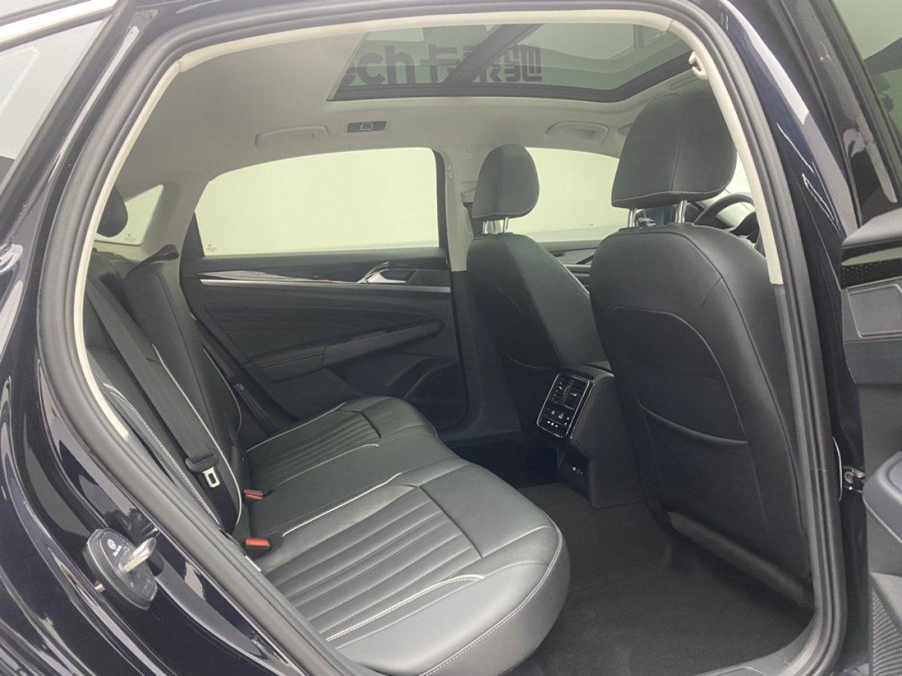 Volkswagen Passat 2022