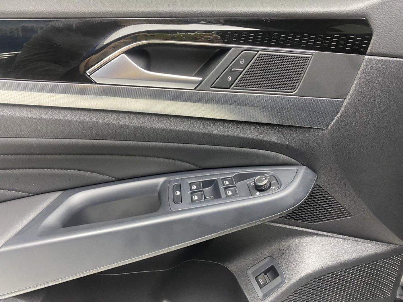 Volkswagen Passat 2022