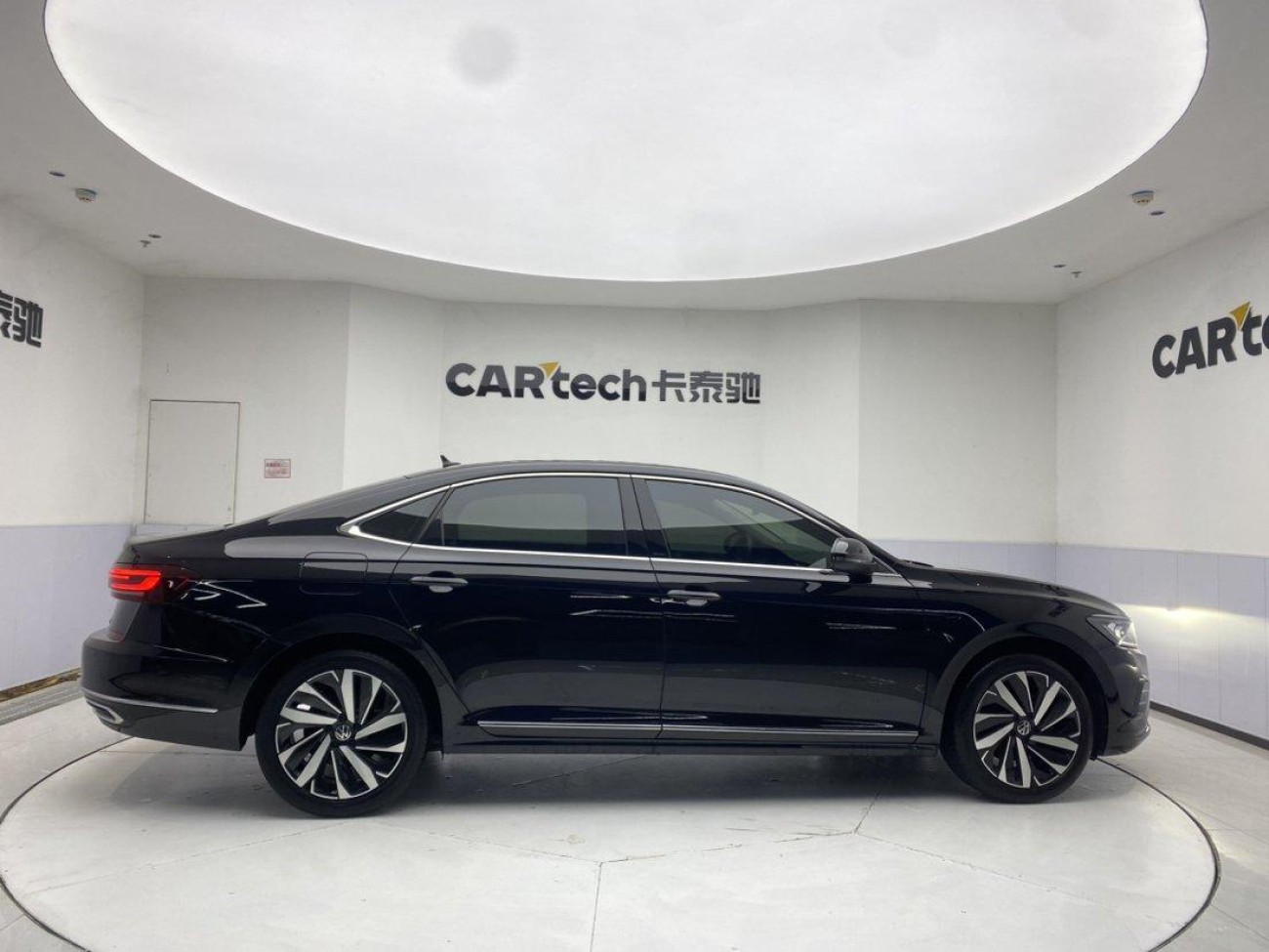 Volkswagen Passat 2022