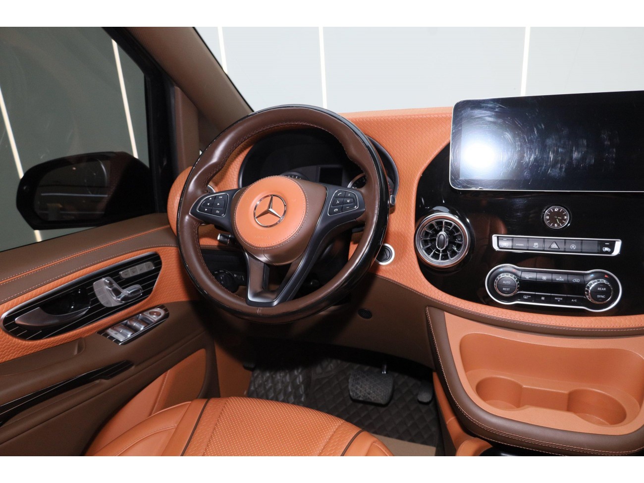 Mercedes-Benz 2023 2023