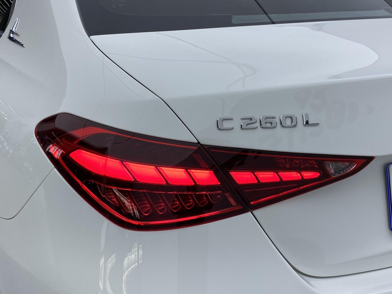 Mercedes-Benz C 260 L 2025