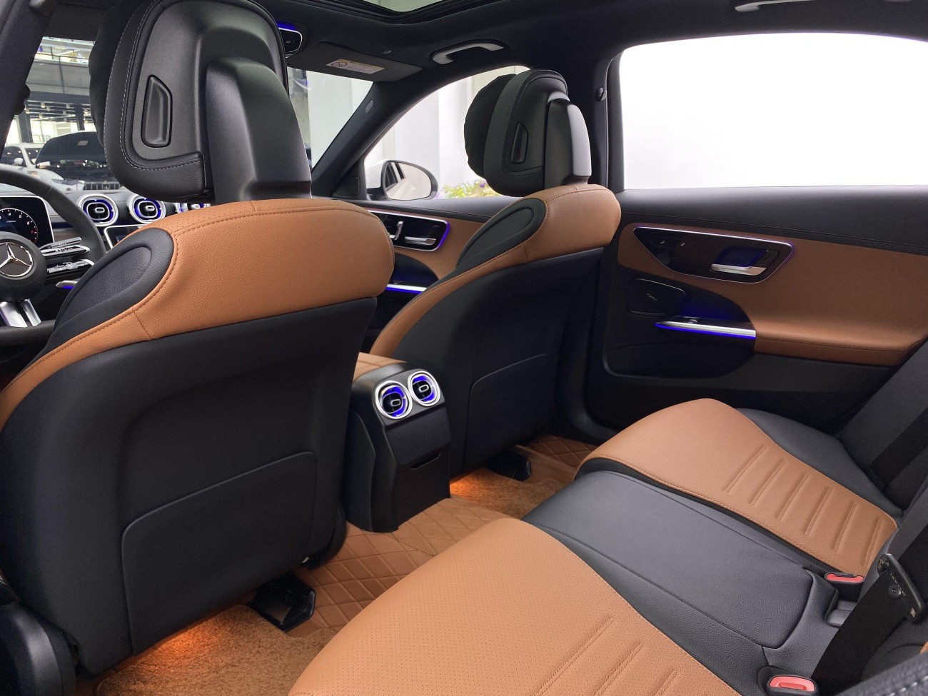 Mercedes-Benz C 260 L 2025