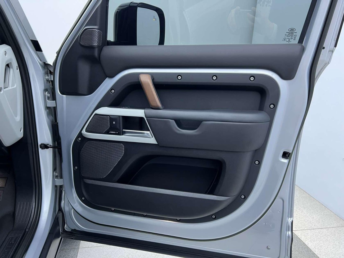 Land Rover Defender 2022