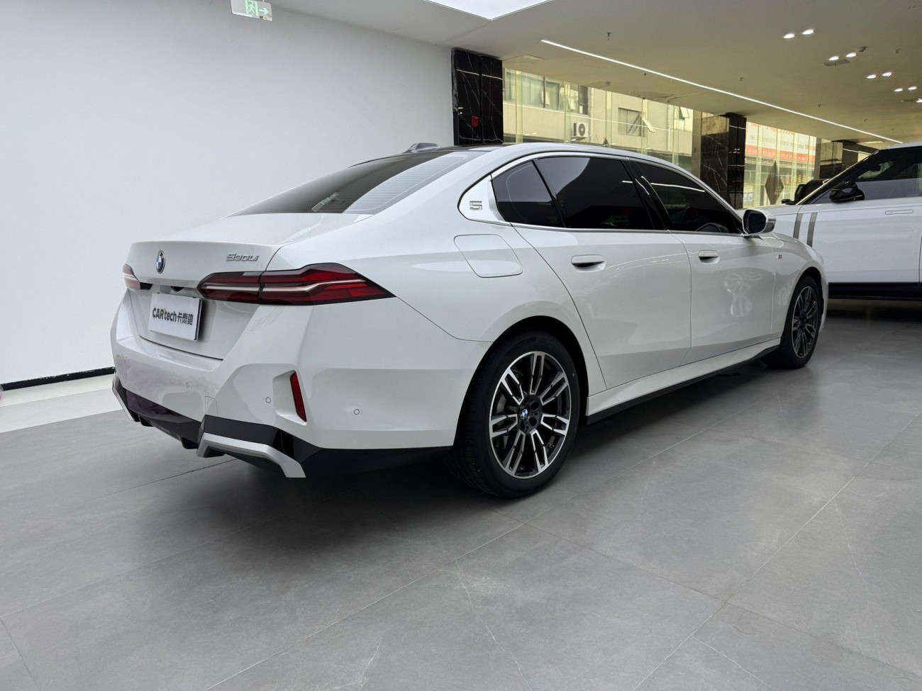 BMW 530Li 2024