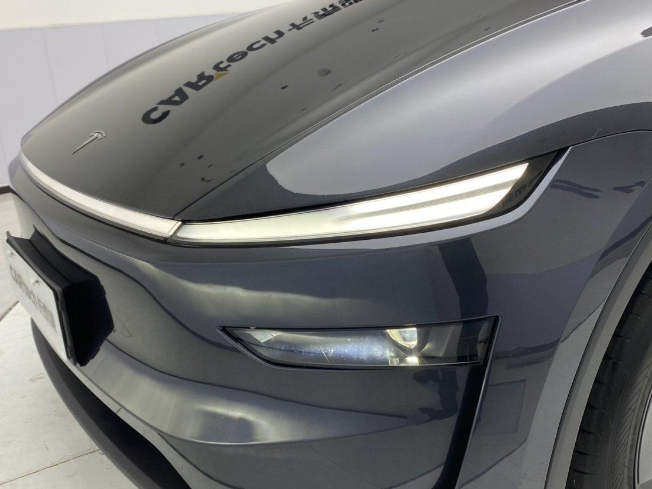 Tesla Model Y 2025