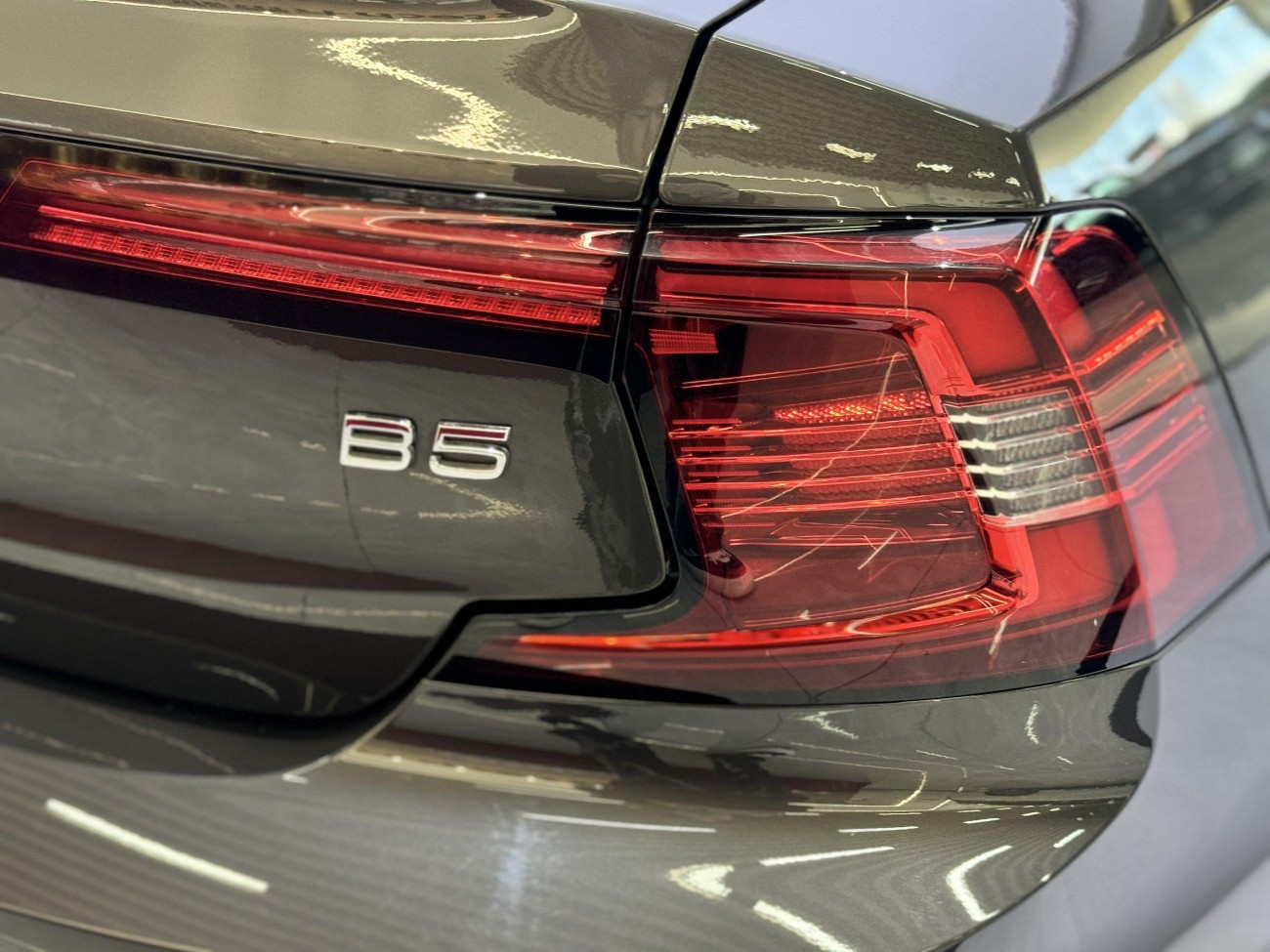 Volvo S90 2023