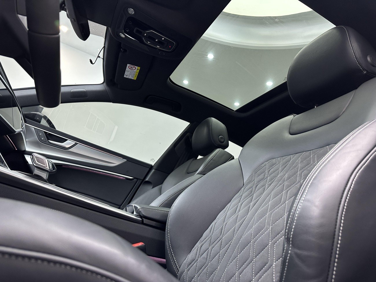 Audi A7L 45 TFSI 2023