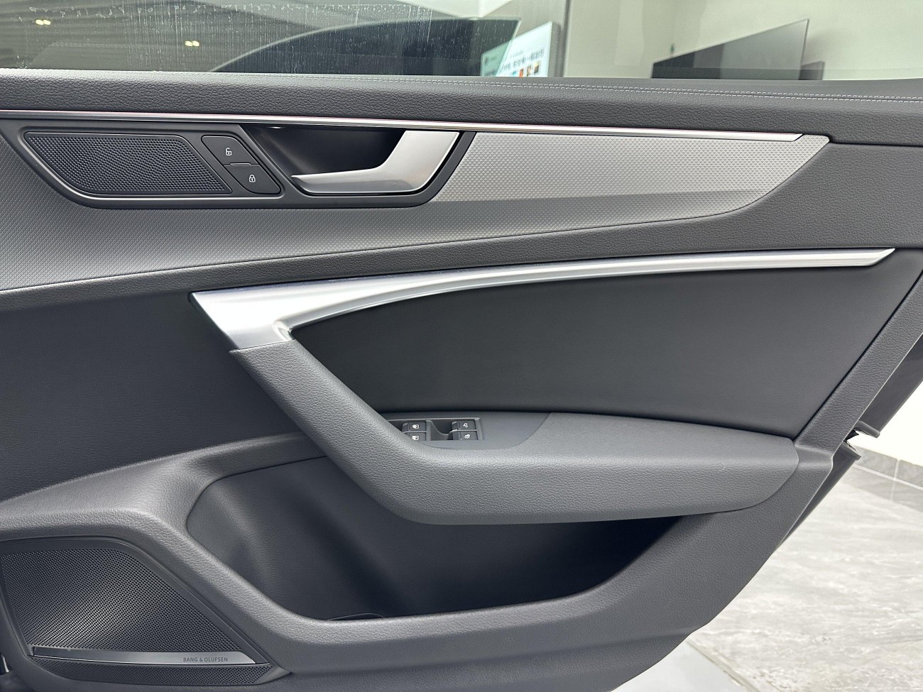 Audi A7L 45 TFSI 2023