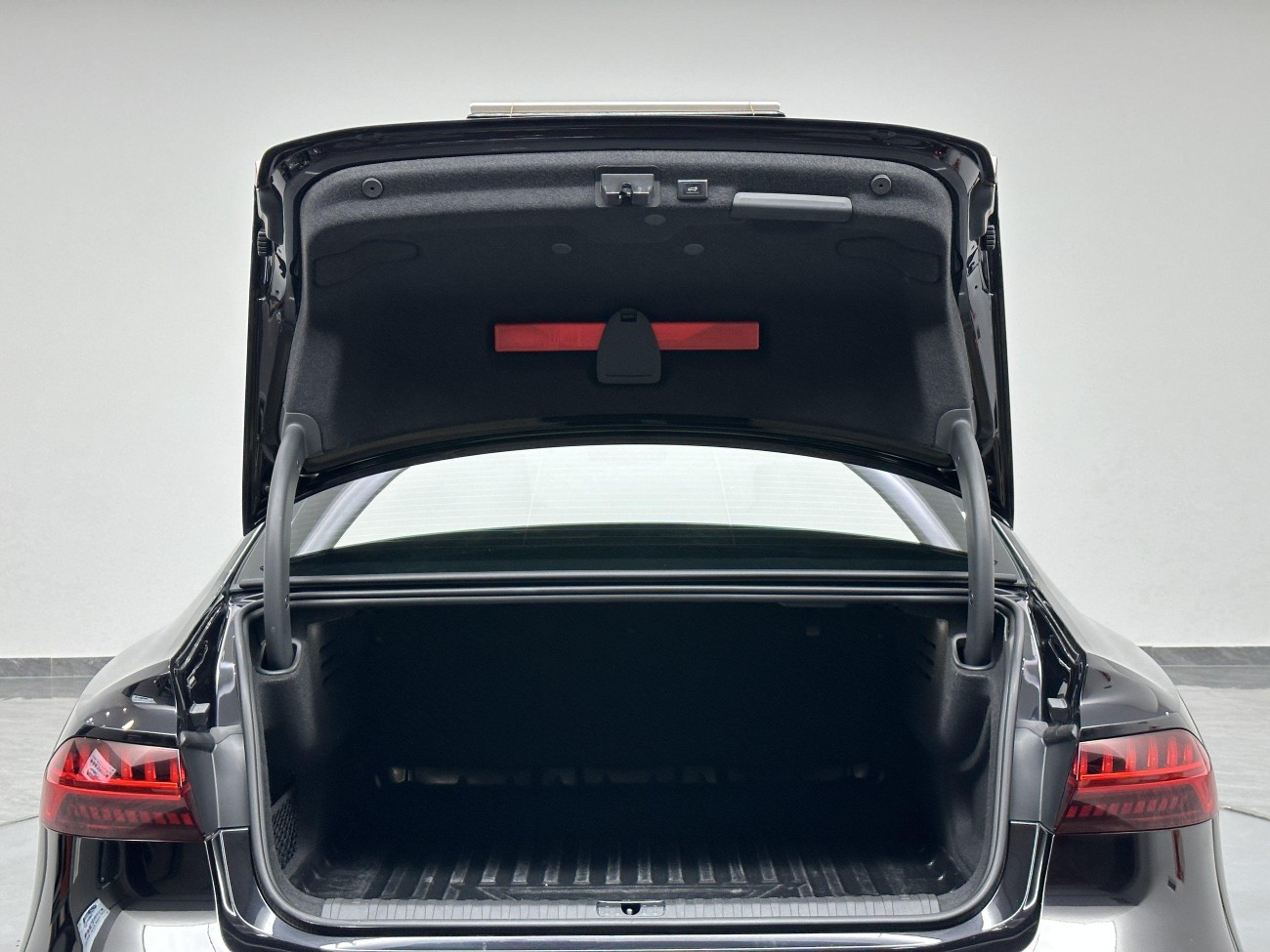 Audi A7L 45 TFSI 2023