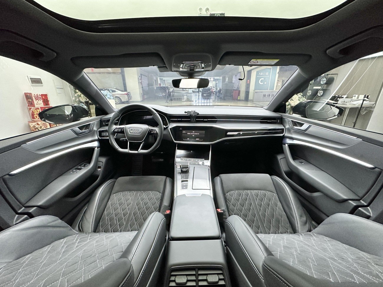 Audi A7L 45 TFSI 2023