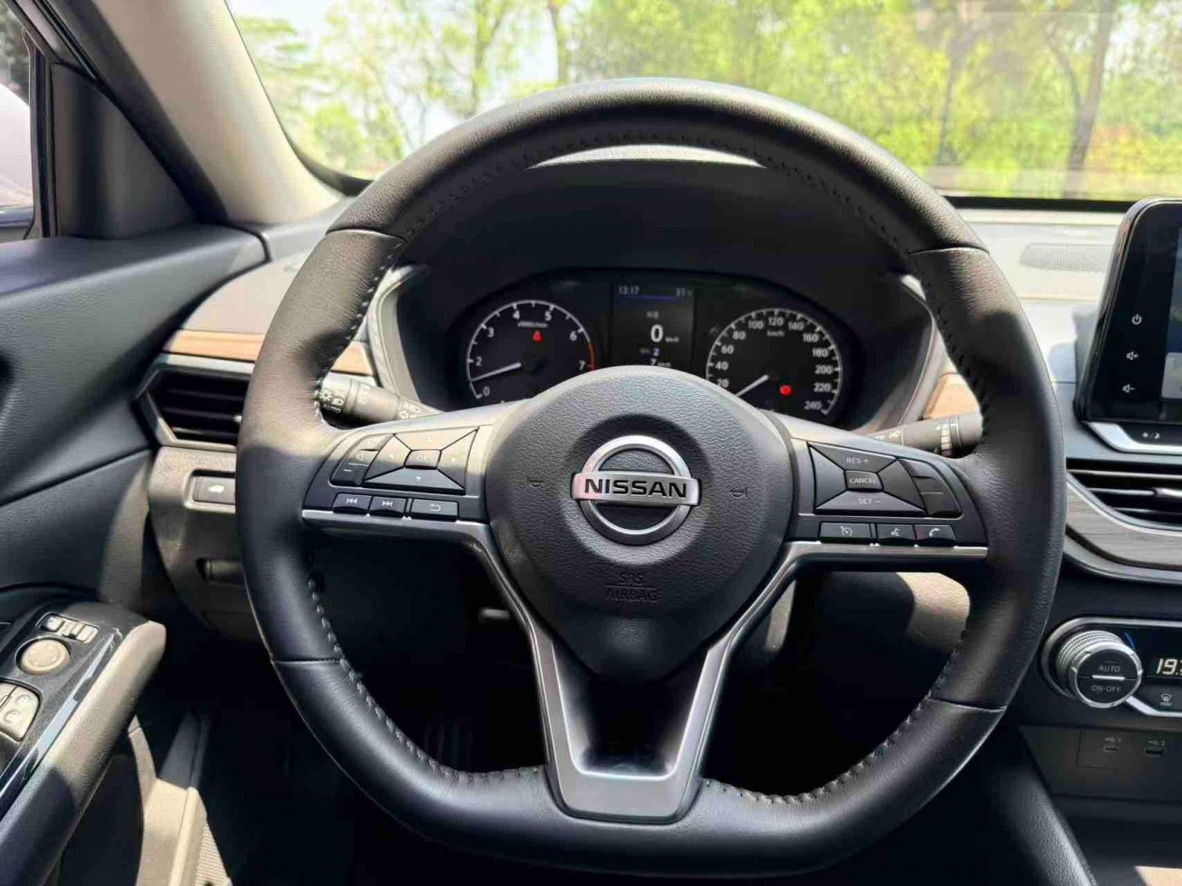 Nissan Teana 2022