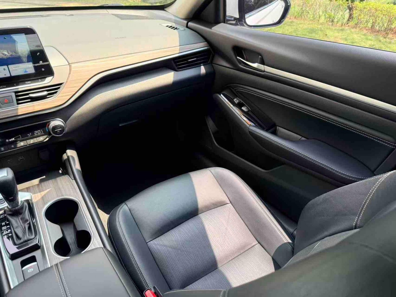 Nissan Teana 2022
