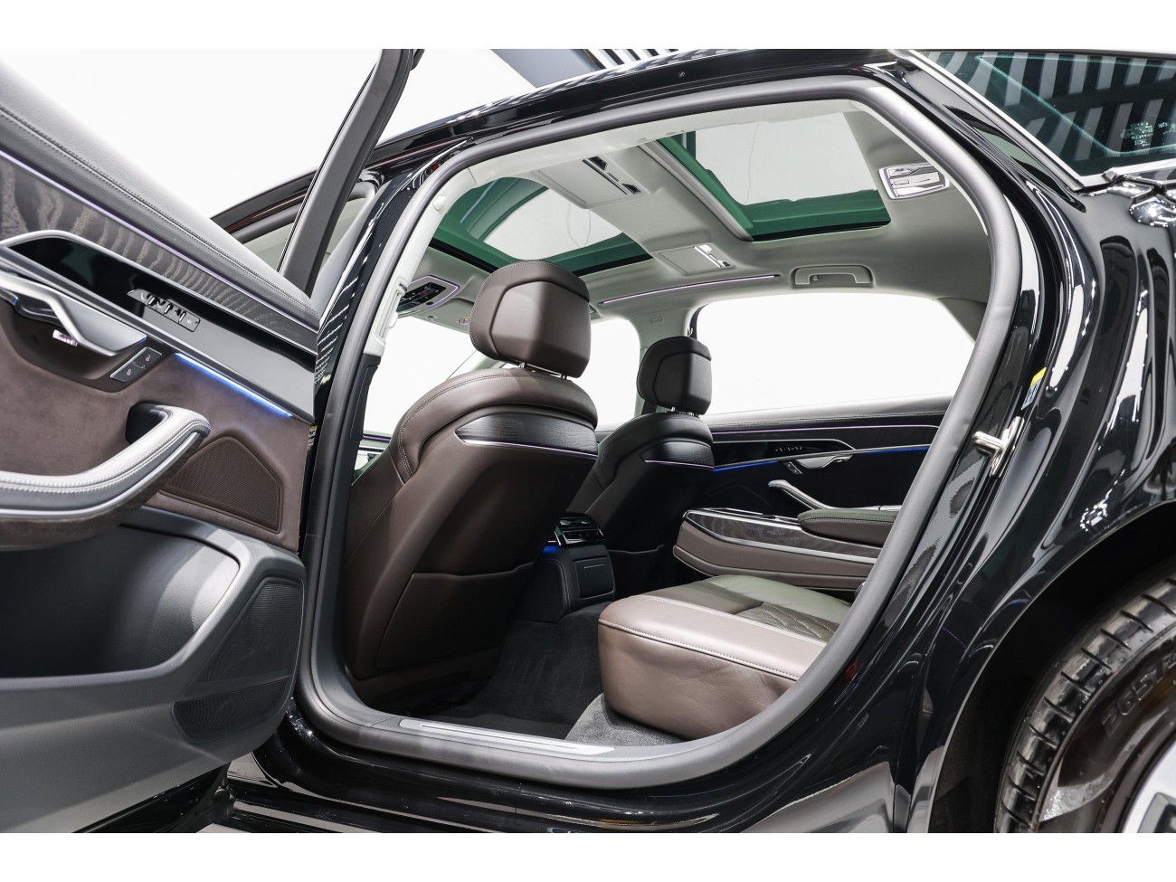 Audi A8L 50 TFSI 2024