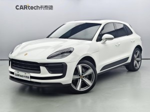 Porsche Macan 2022