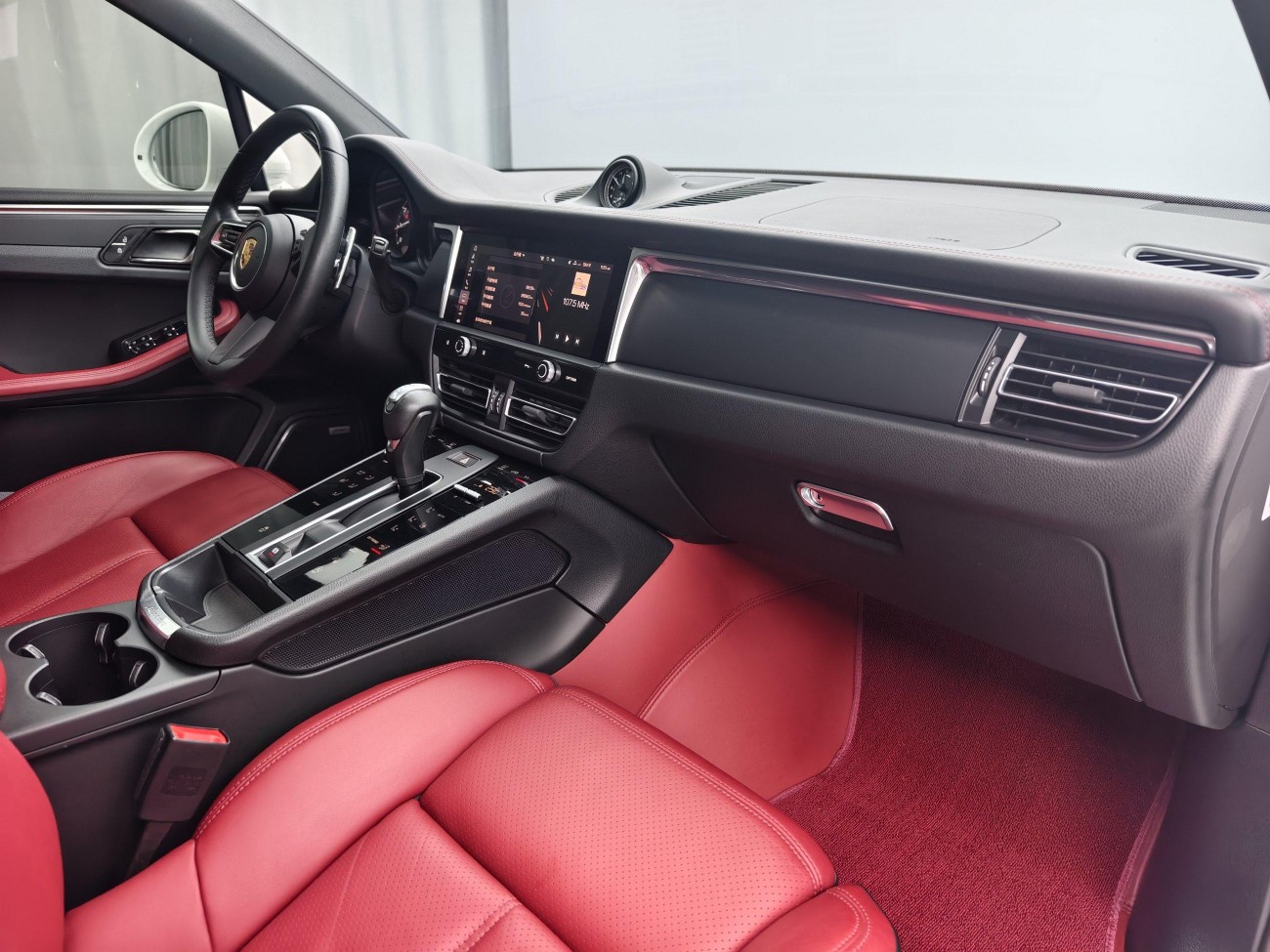 Porsche Macan 2022