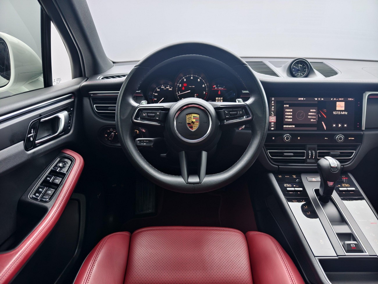 Porsche Macan 2022
