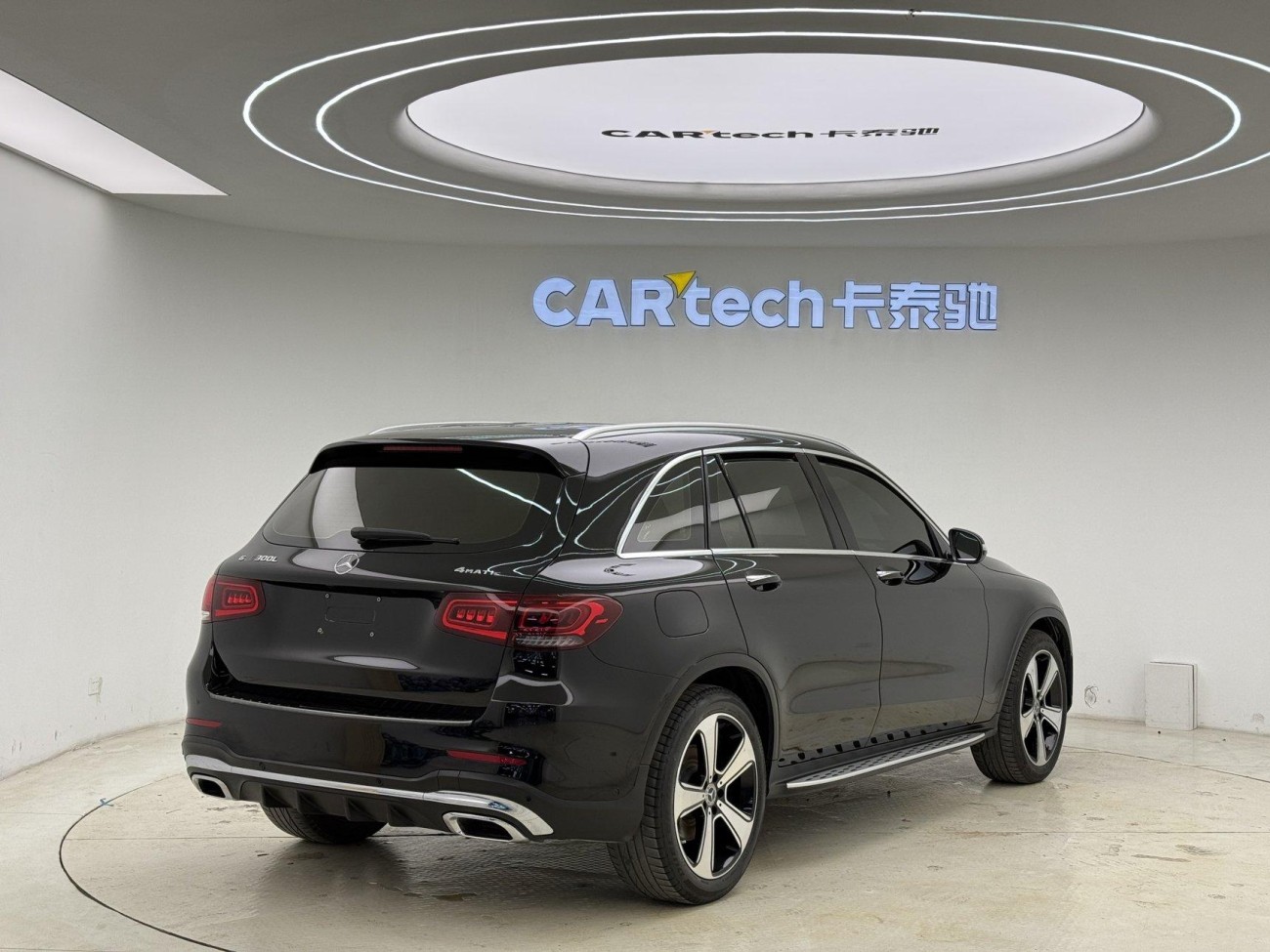 Mercedes-Benz GLC 300 L 2020