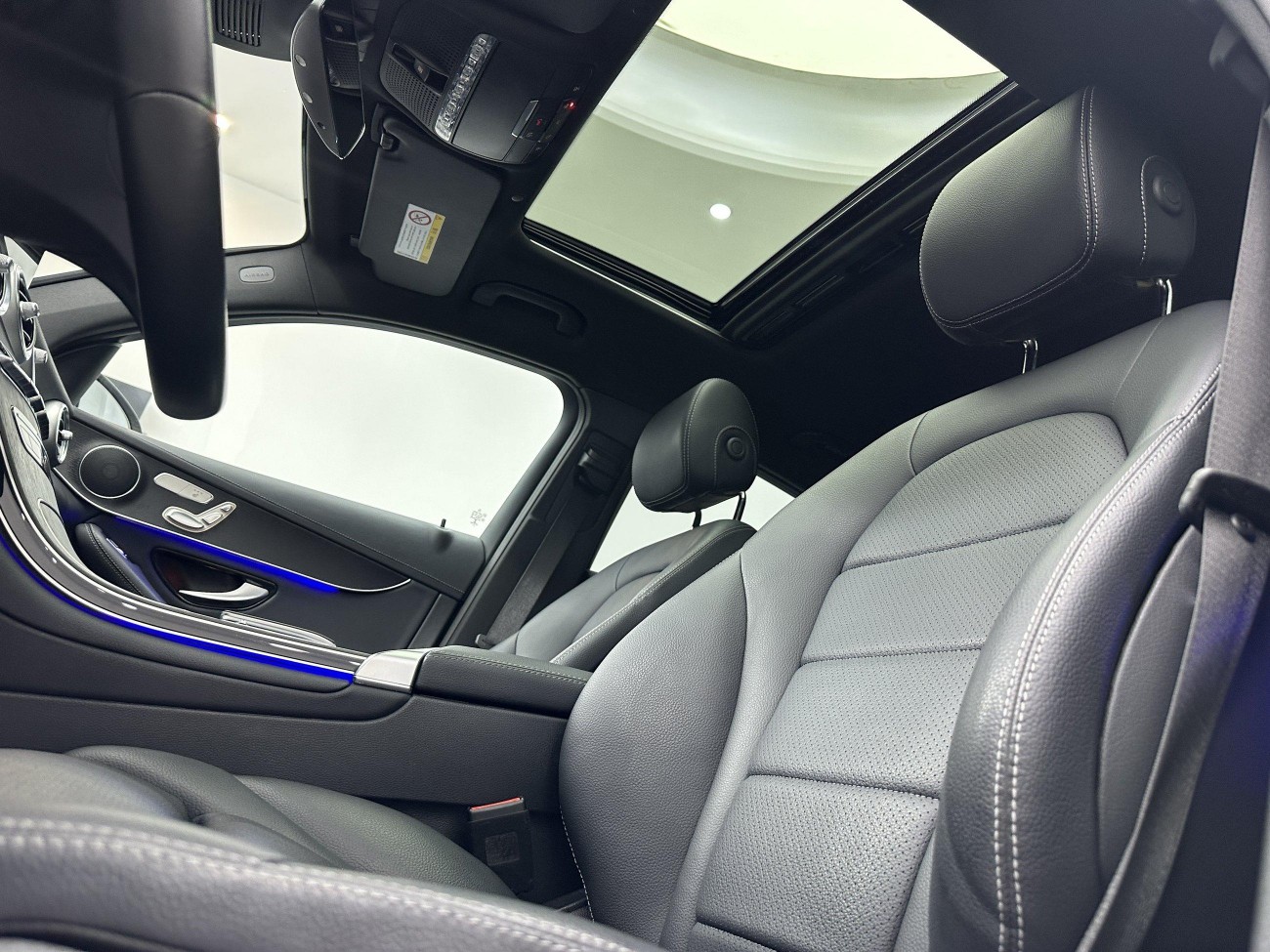 Mercedes-Benz GLC 300 4MATIC 2021