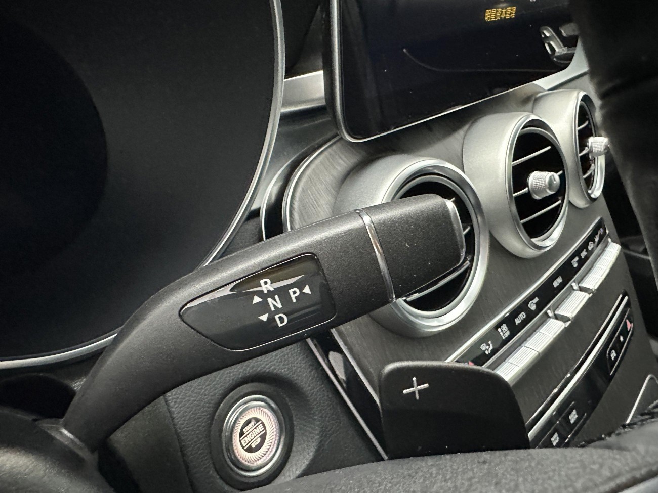 Mercedes-Benz GLC 300 4MATIC 2021