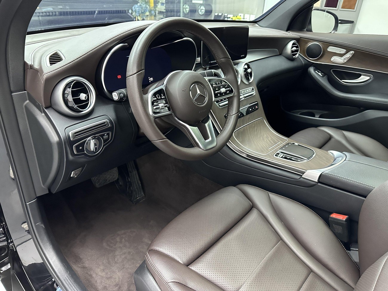 Mercedes-Benz GLC 300 L 2022