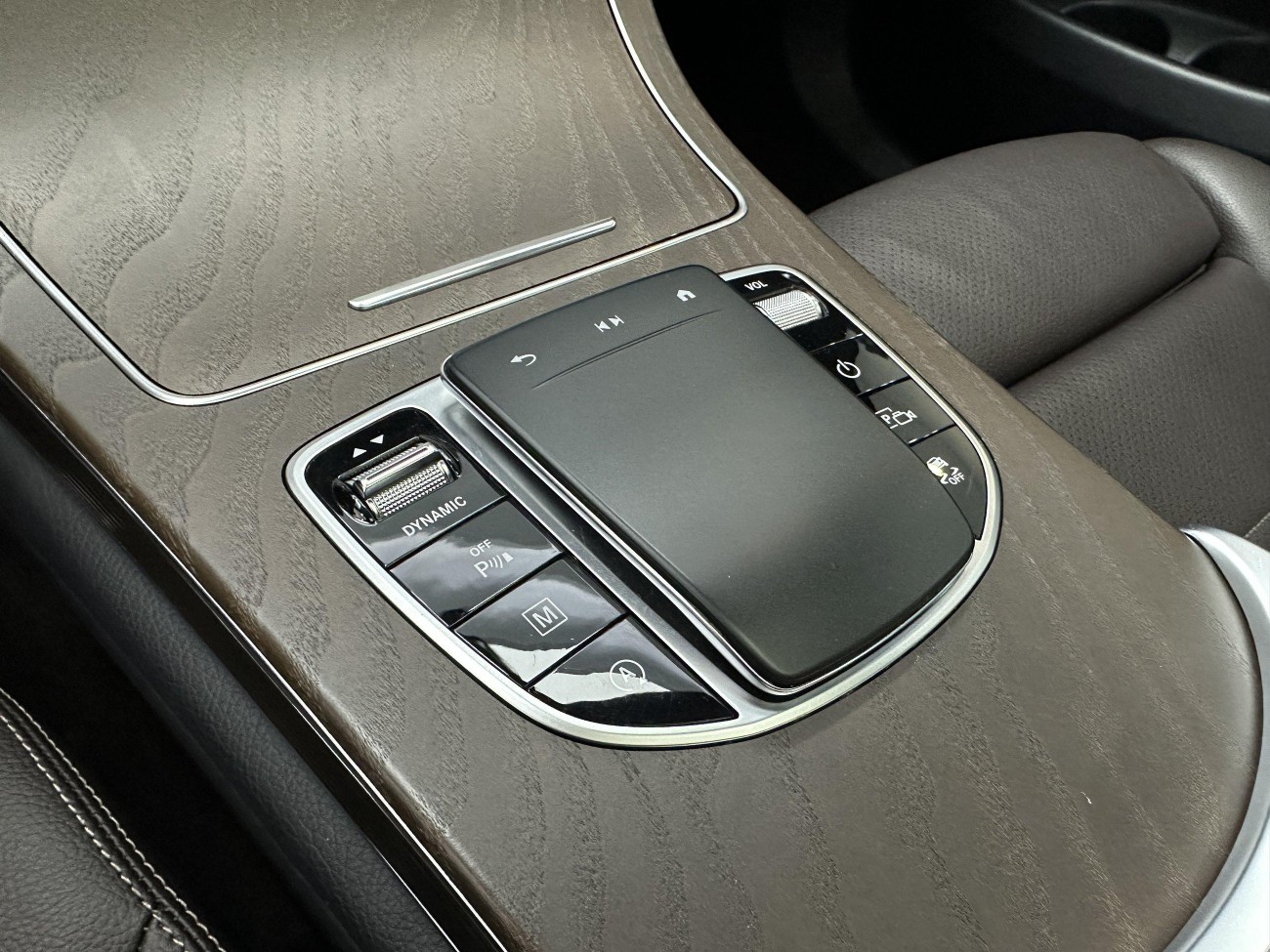 Mercedes-Benz GLC 300 L 2022