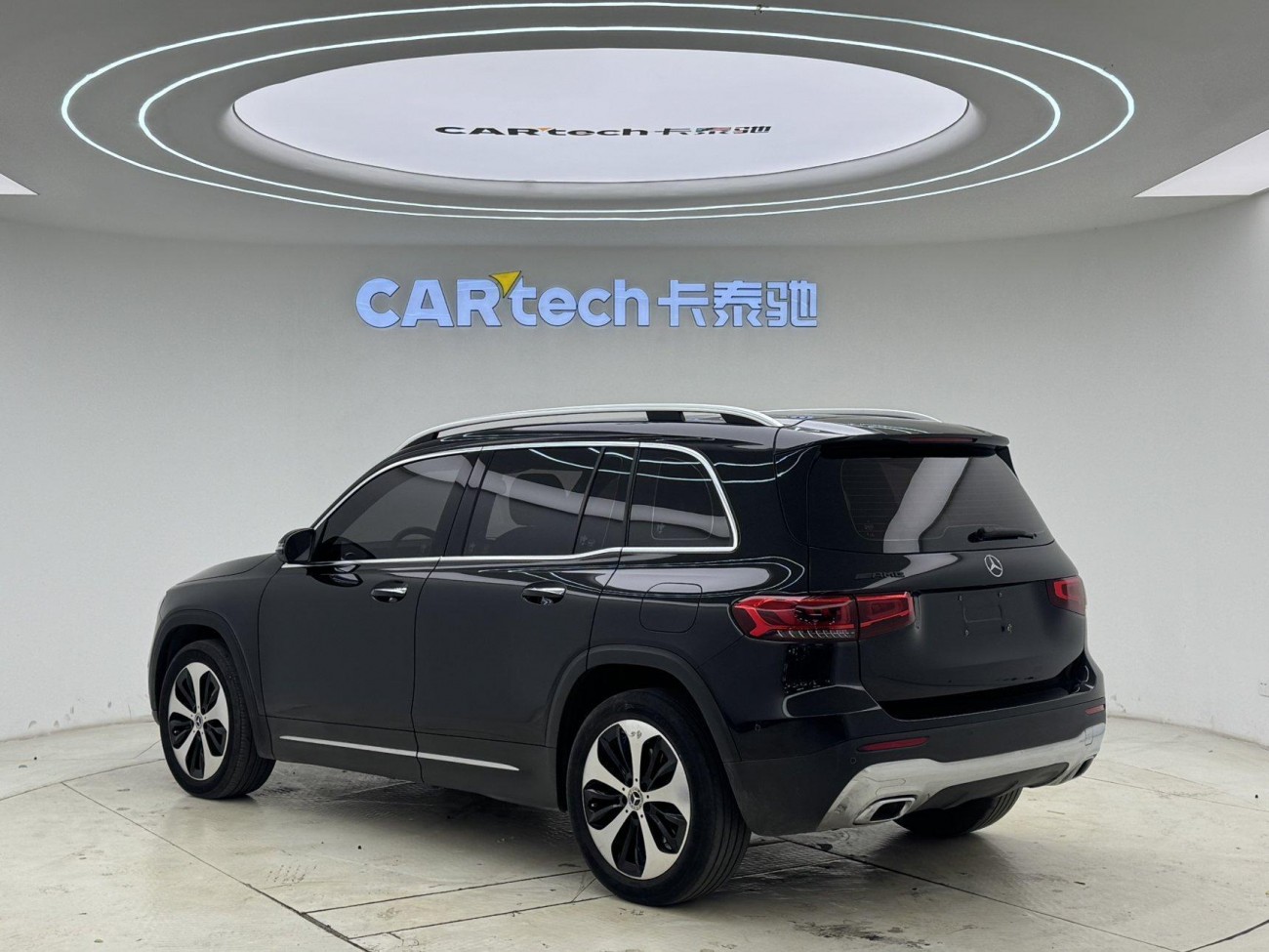 Mercedes-Benz GLB 2021