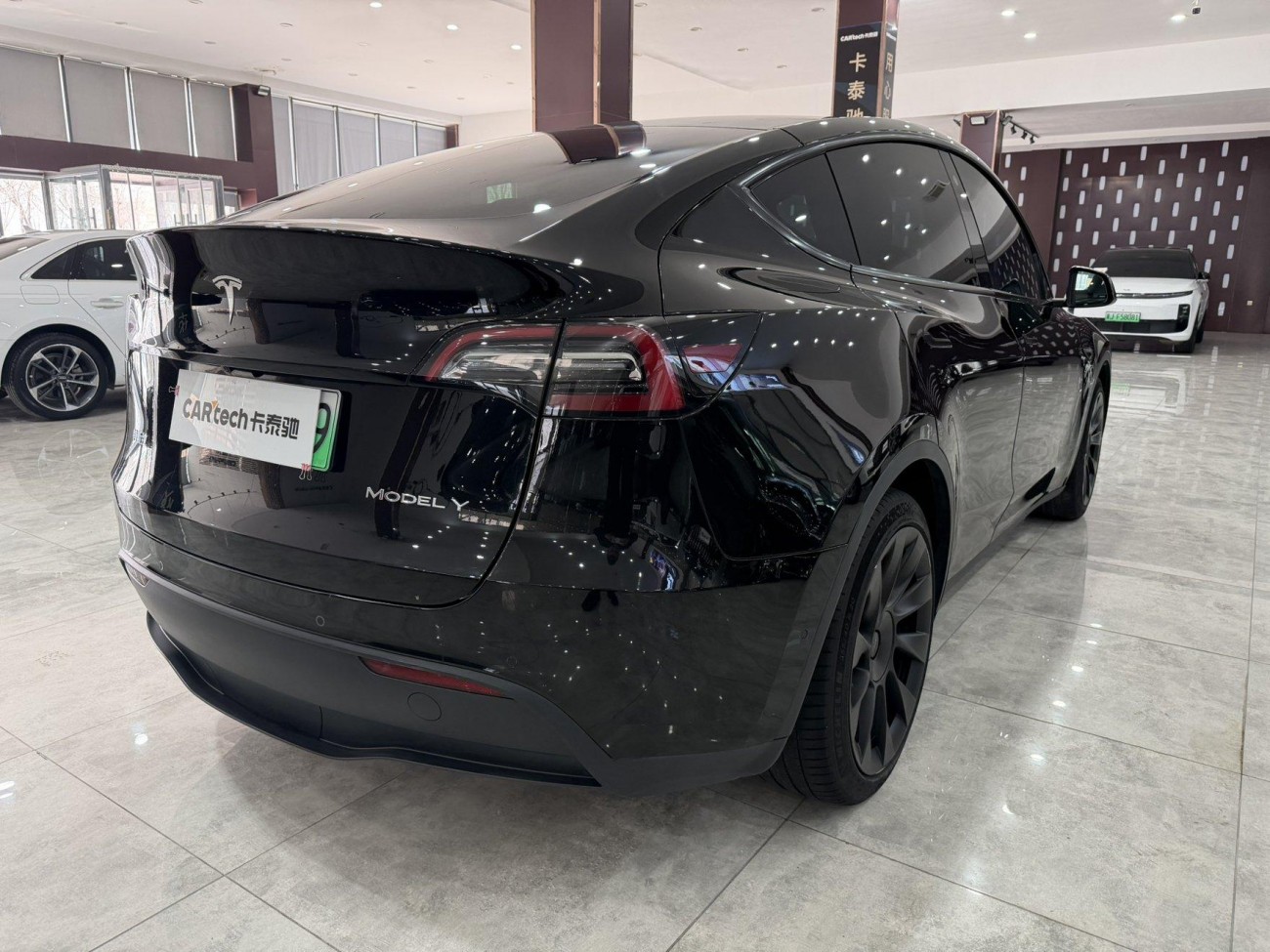 Tesla Model Y 2021