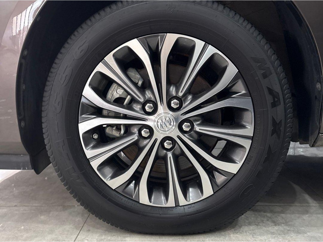 Buick GL8 2024