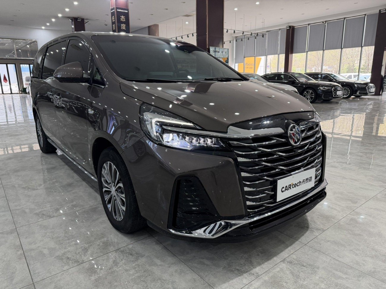 Buick GL8 2024