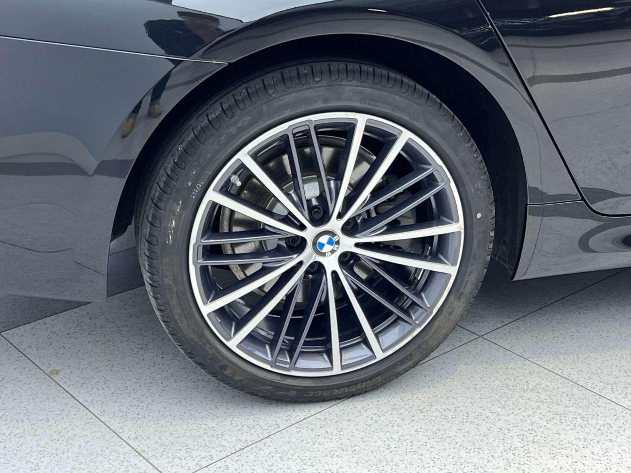 BMW 530Li 2023