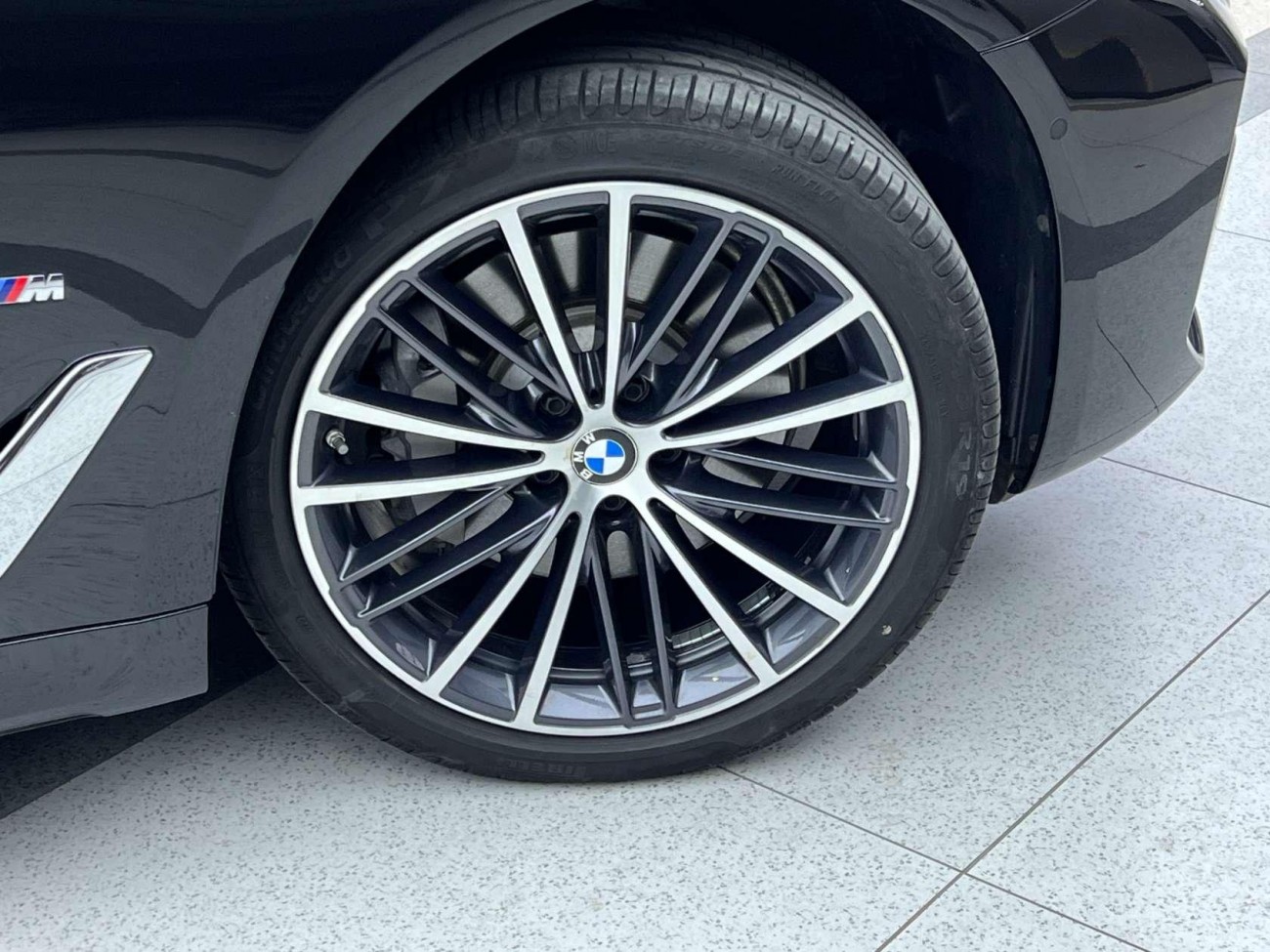 BMW 530Li 2023