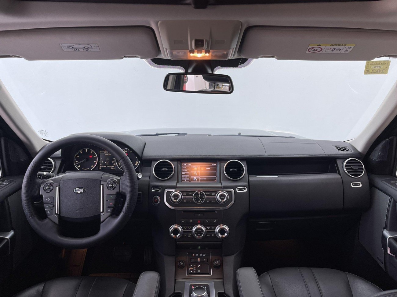 Land Rover Discovery 2019