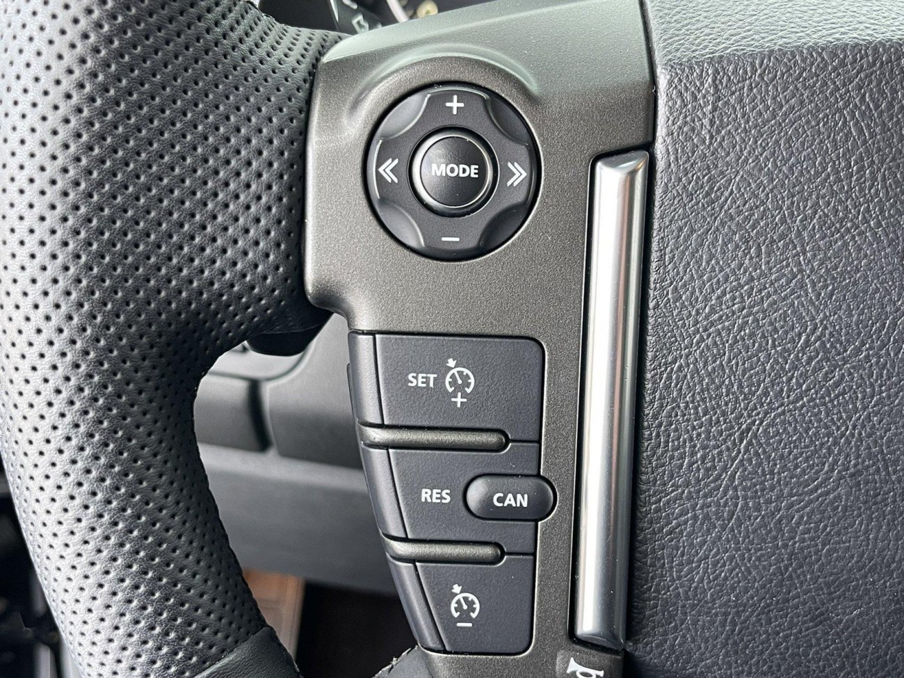 Land Rover Discovery 2019