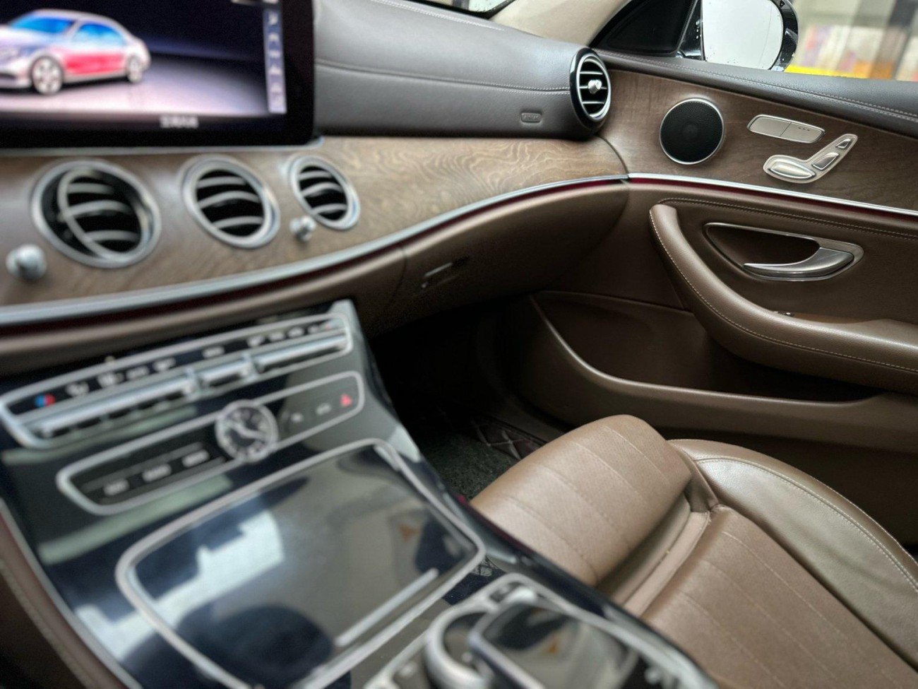 Mercedes-Benz E 200 L 2017