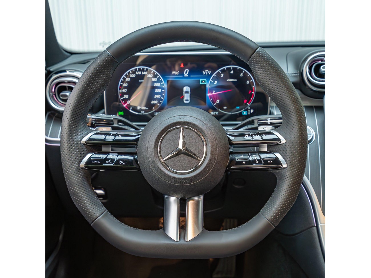 Mercedes-Benz C 260 L 2023