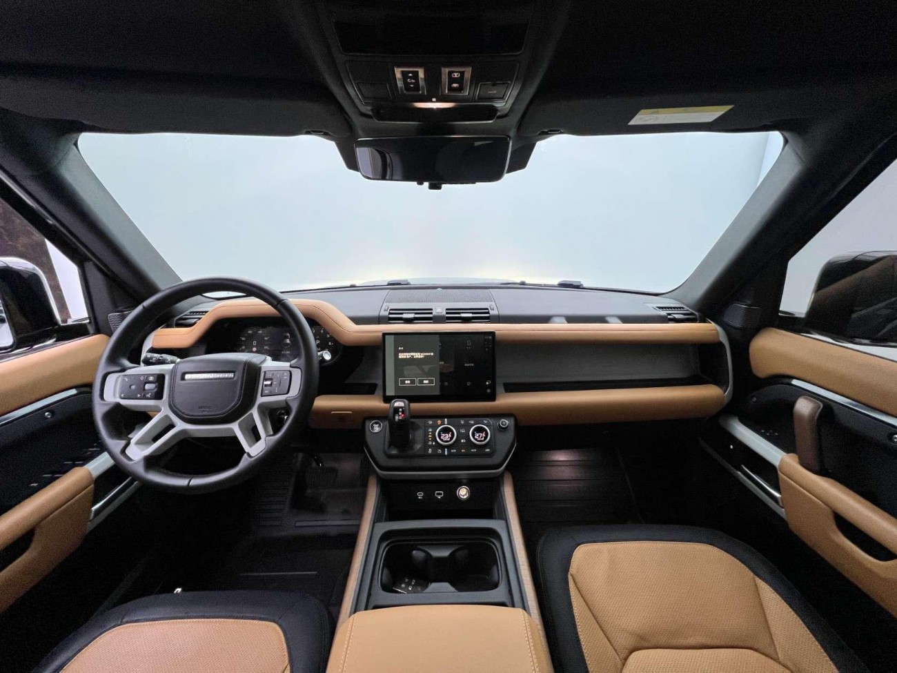 Land Rover Defender 2024