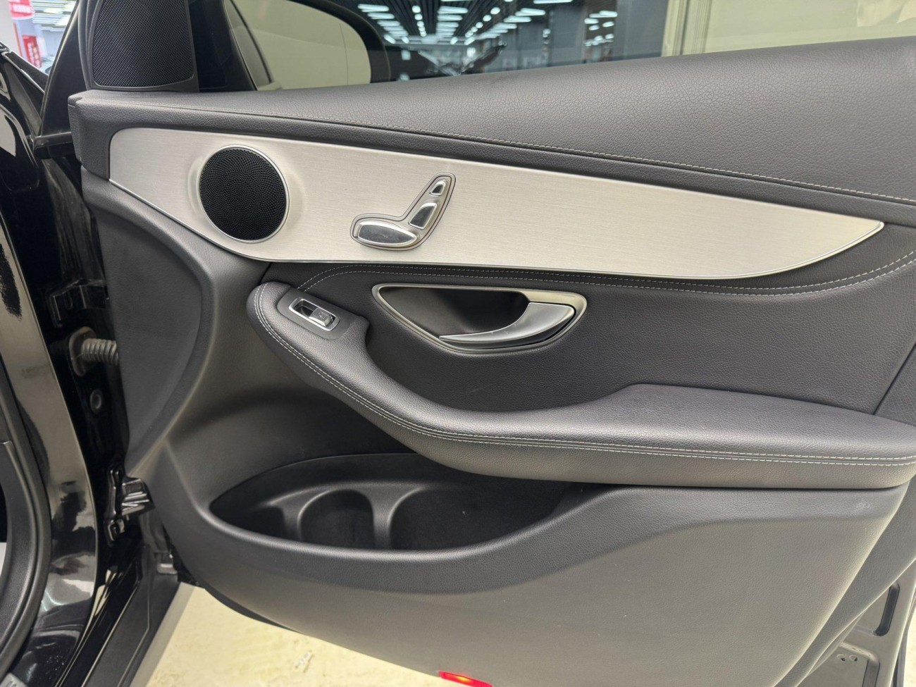 Mercedes-Benz GLC 260 L 2019