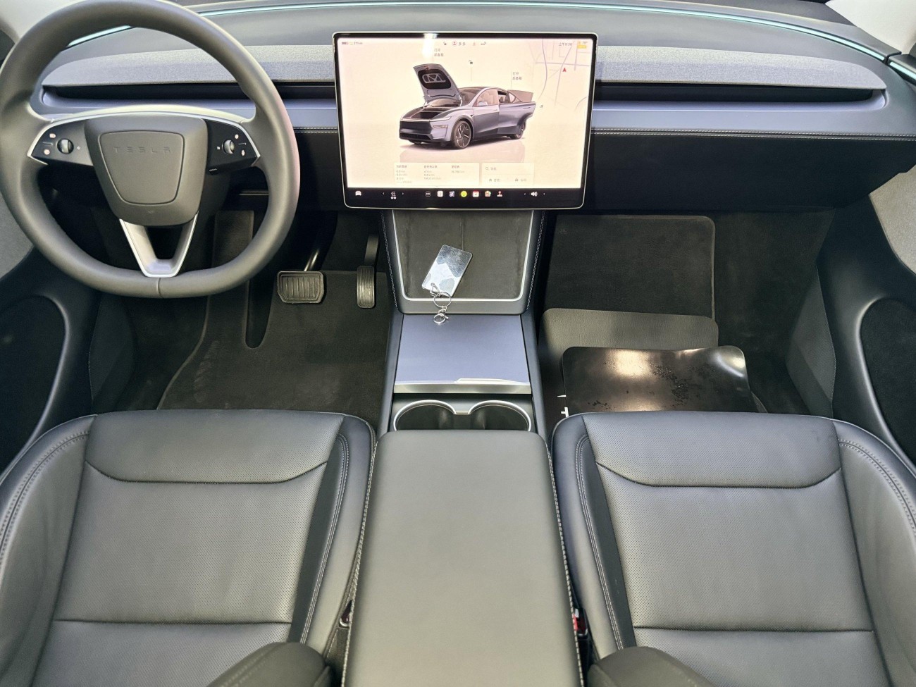 Tesla Model Y 2025