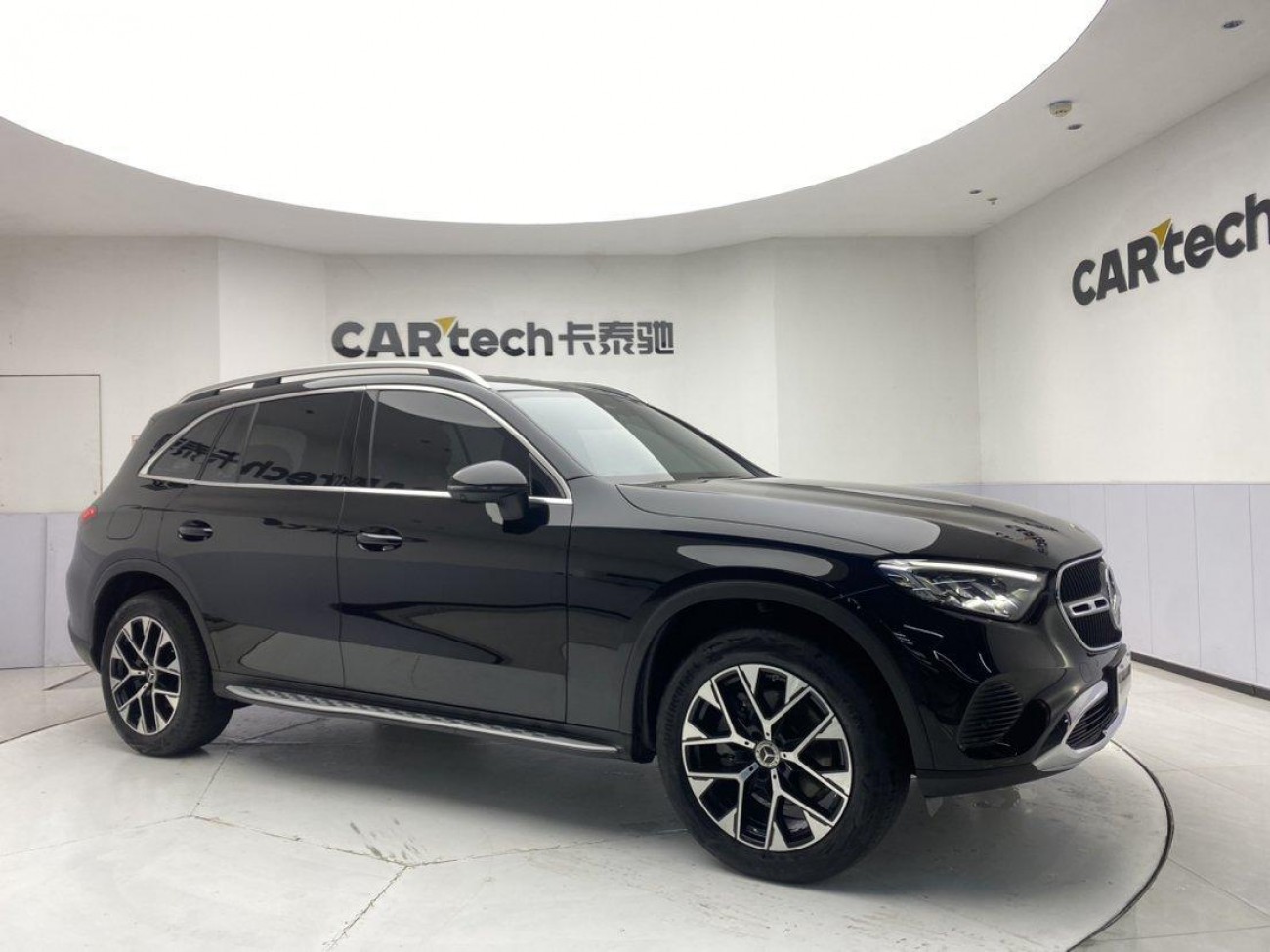 Mercedes-Benz GLC 260 L 2024
