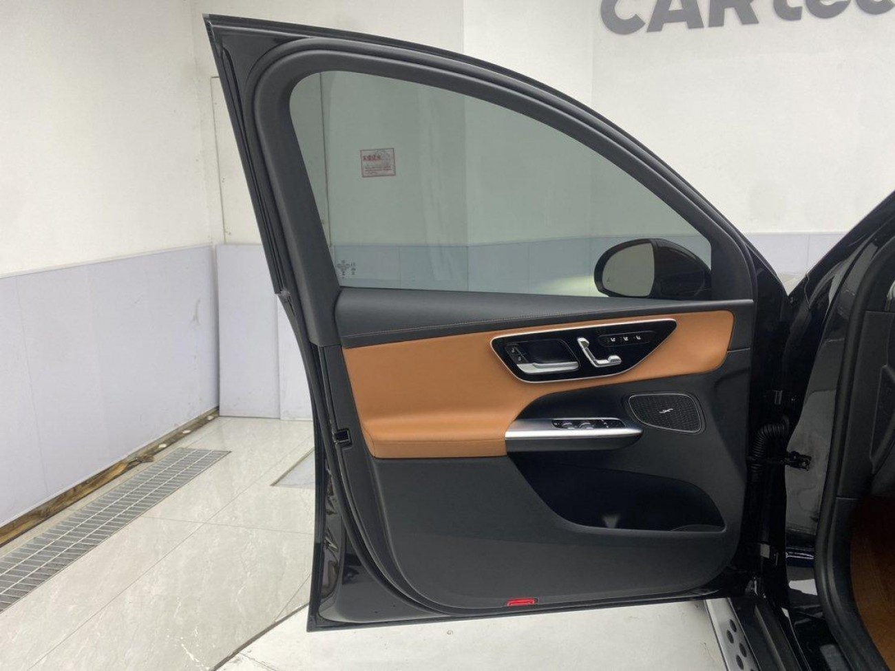 Mercedes-Benz GLC 260 L 2024