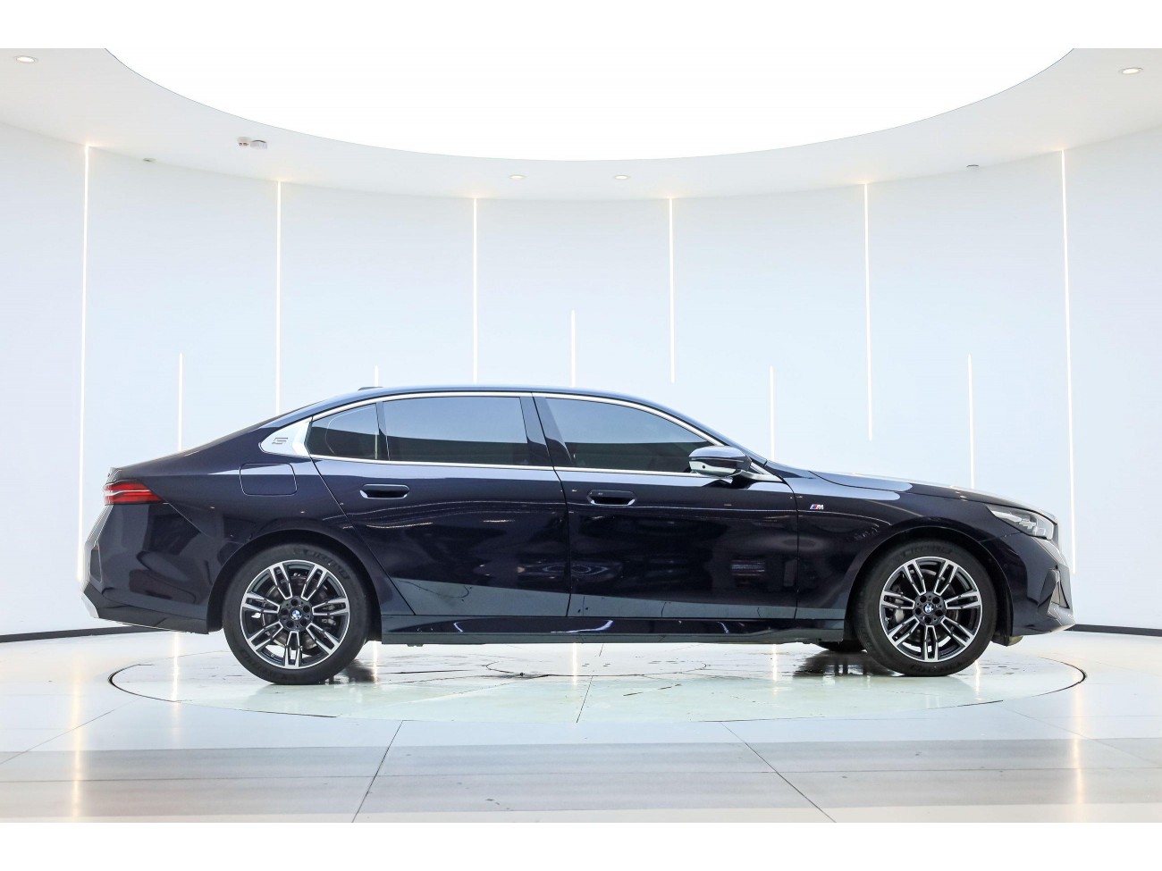 BMW 530Li 2025