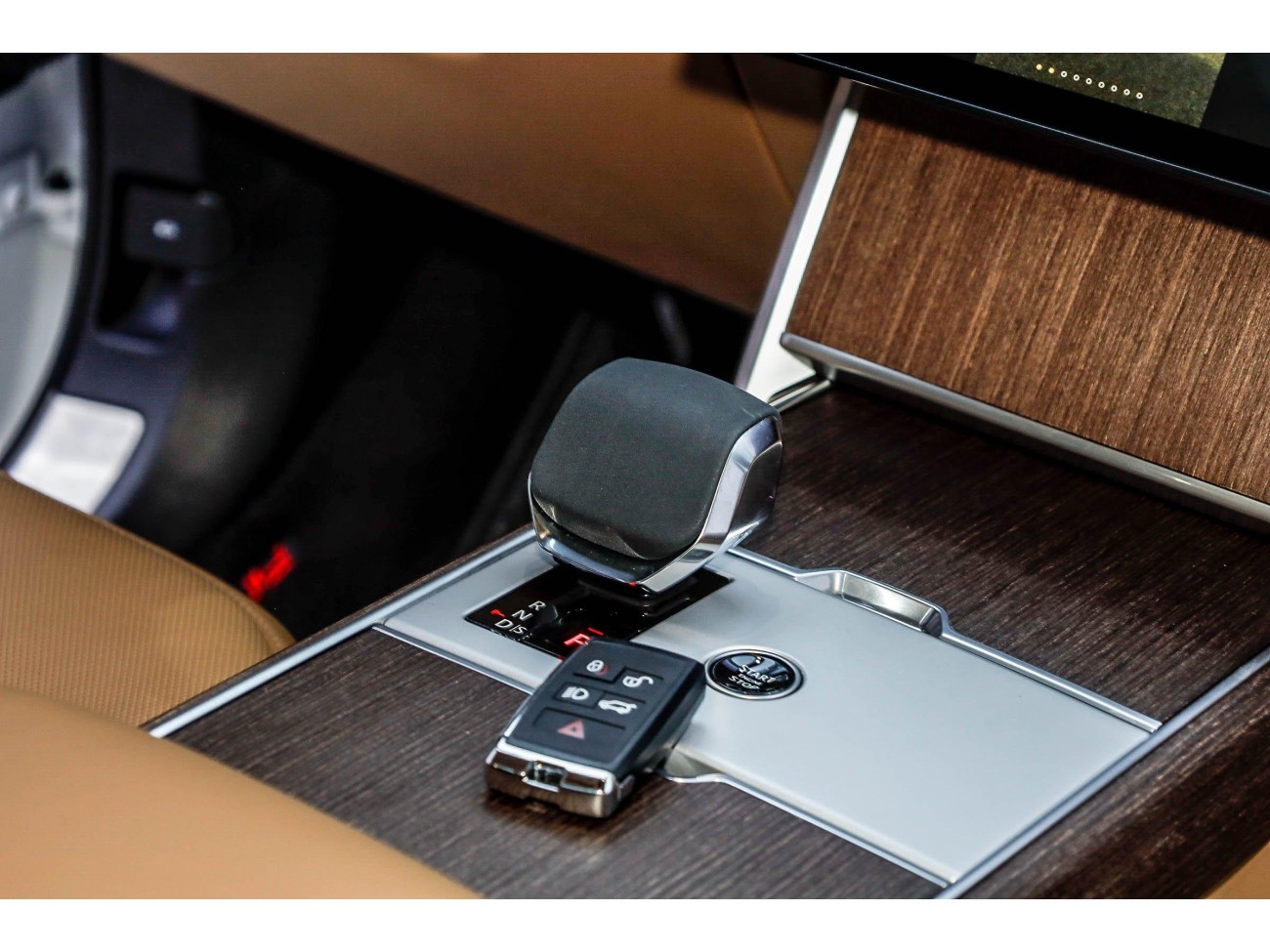 Land Rover Range Rover 2024