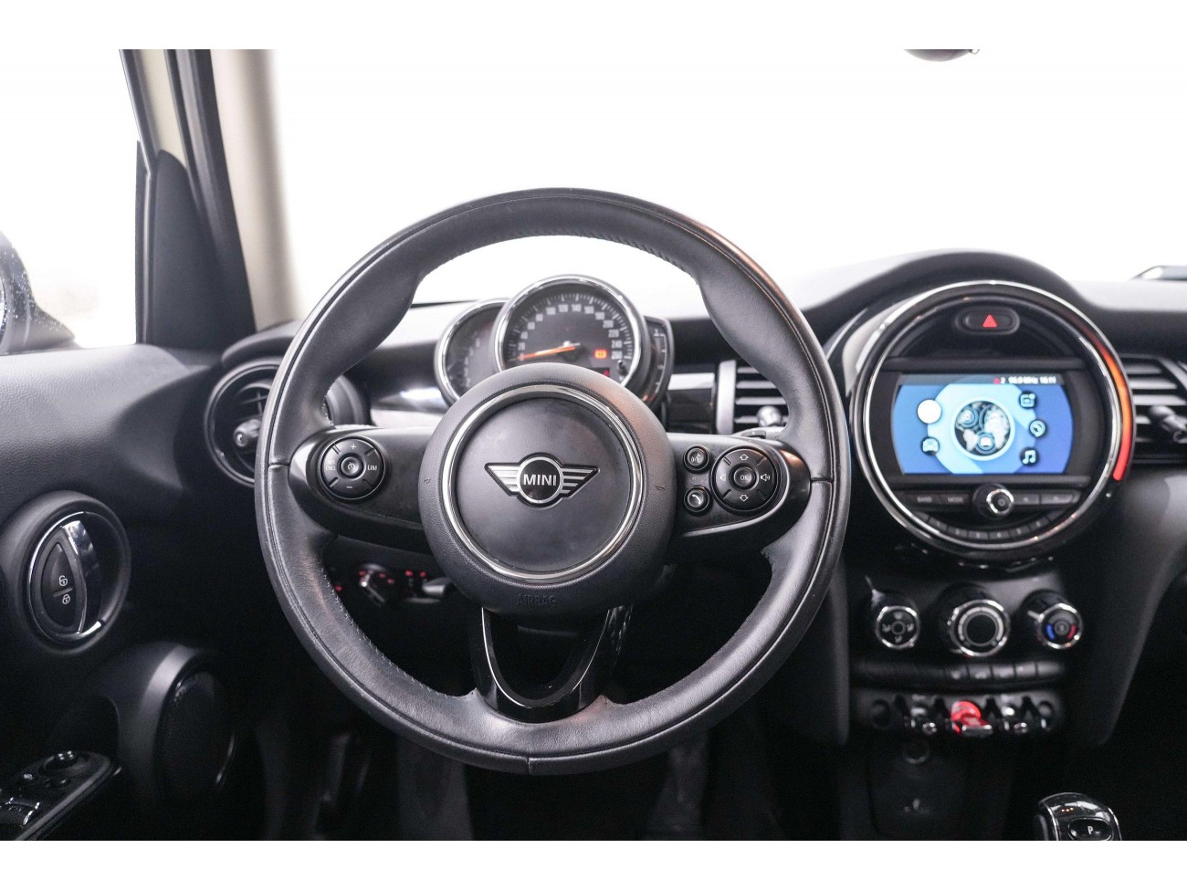 Mini ONE 2019