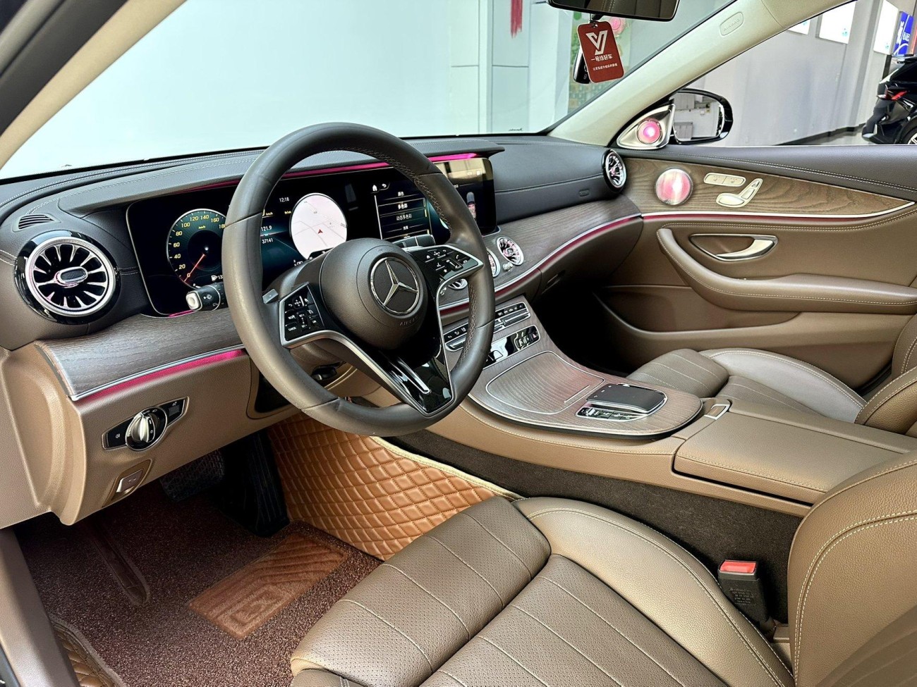 Mercedes-Benz E 260 L 2023